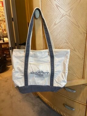 Walt Disney world tote bag